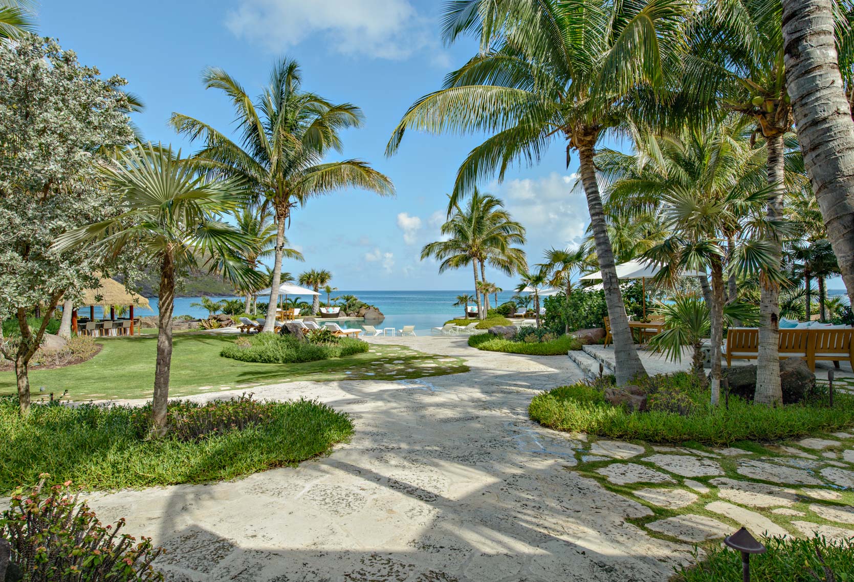 Pavillion-Beach-Club-Garden-3